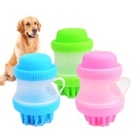 New Multifunctional Pet Bath Shower Head Dog  Massage Comb Soft Silicone Pet Grooming Brush with Built-in Shampoo